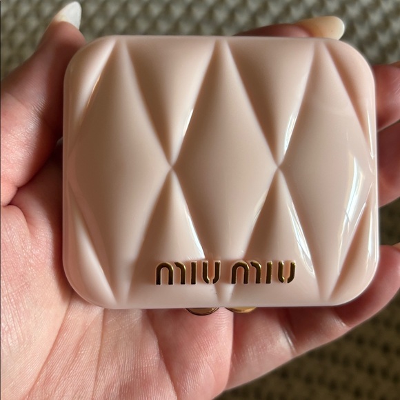Authentic Miu Miu Pink Modern Quilted Double Sided Dual Compact Mirror - NEW - Picture 3 of 6